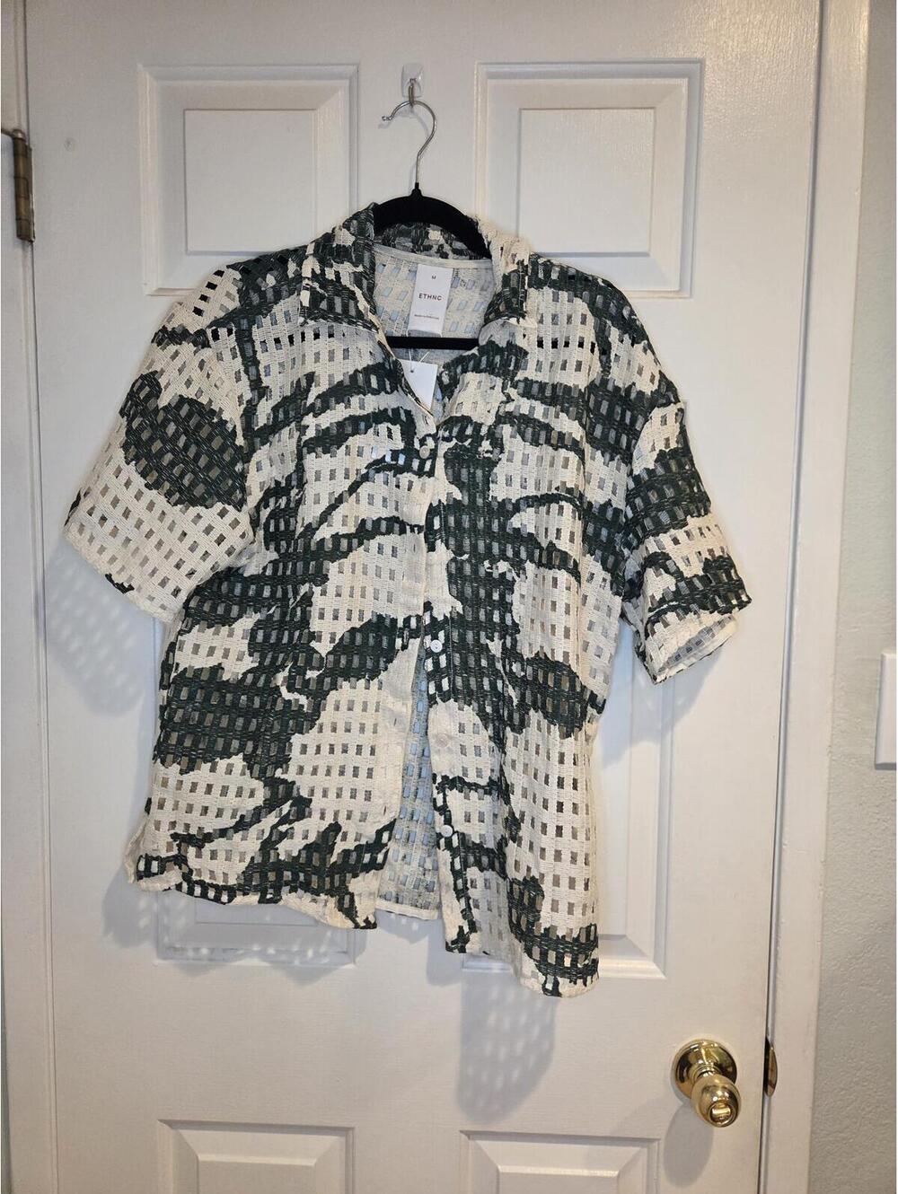 ETHNC Basics Men's Mesh Button-Front Shirt Size M Camo Print Cream Green Black